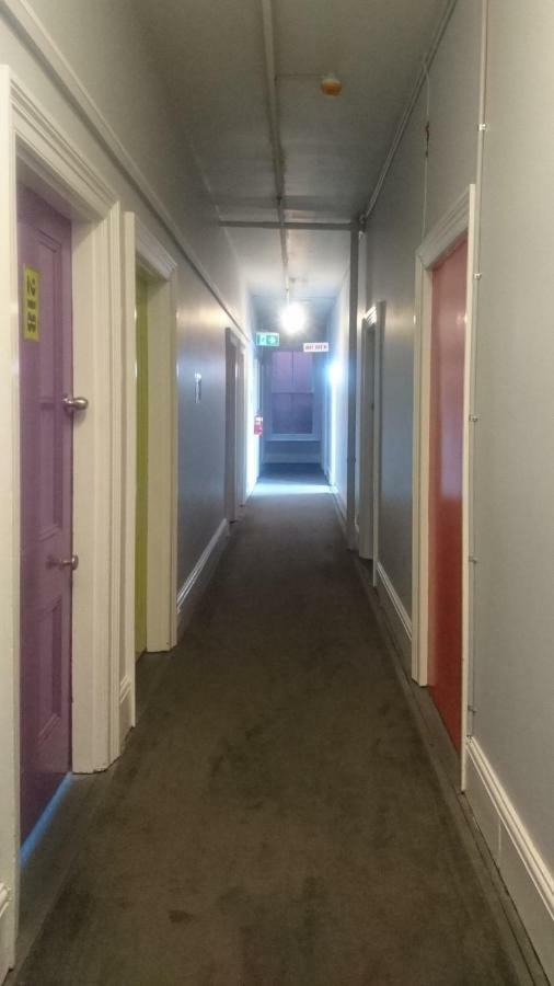 Backpackers Imperial Hotel Hobart Exterior photo