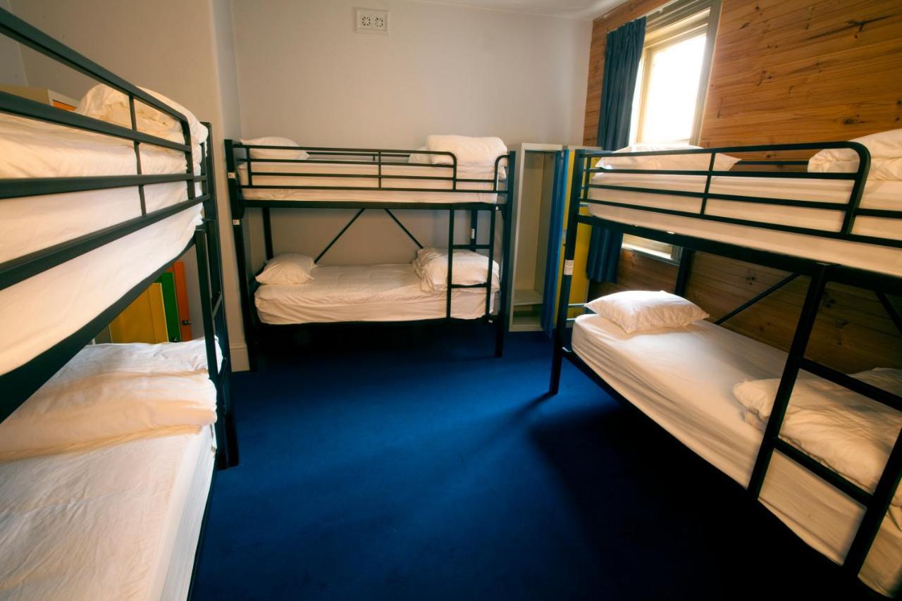 Backpackers Imperial Hotel Hobart Exterior photo